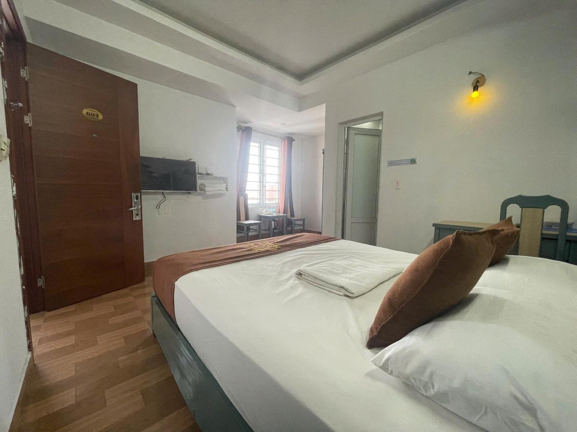 Cozi Hotel Hai Phong Exteriör bild