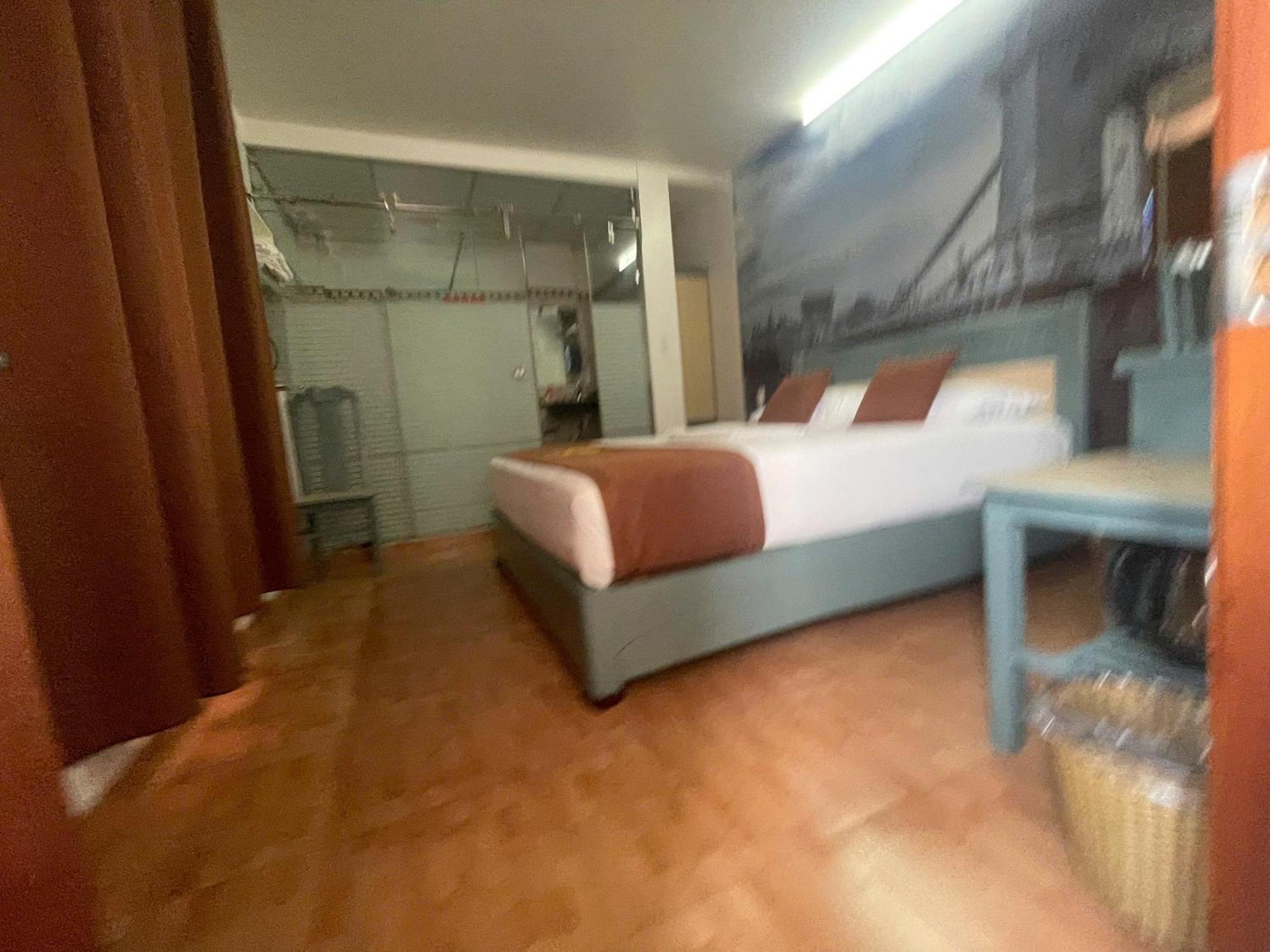 Cozi Hotel Hai Phong Exteriör bild